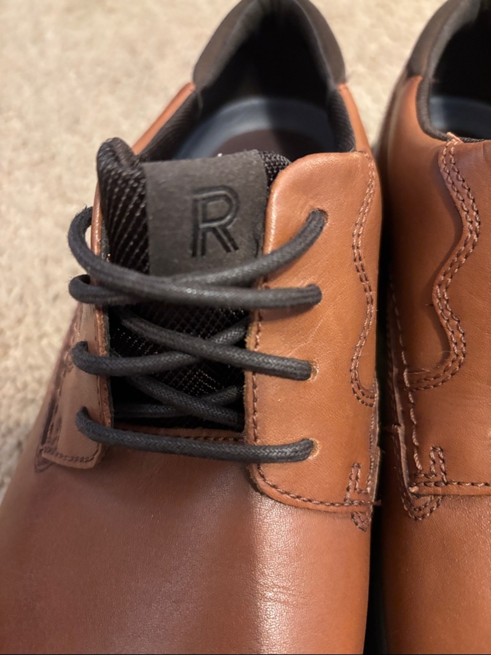 Rockport Men's Cognac Leather Derby Oxfords NWOT - Picture 2 of 7